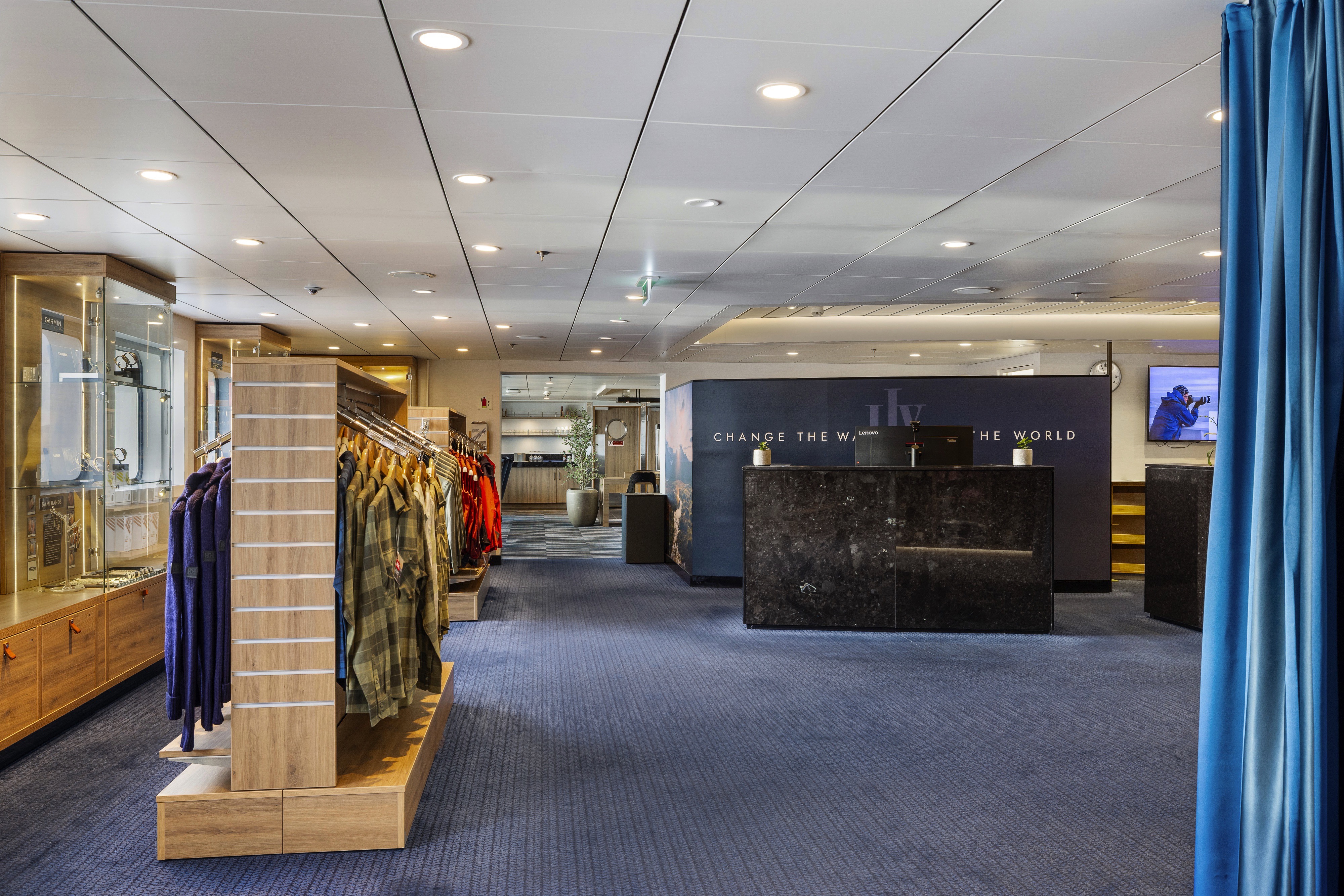 MS Spitsbergen - Reception